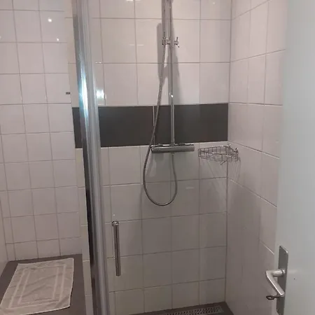 Apartment 3 *